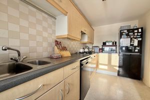 Kitchen- click for photo gallery